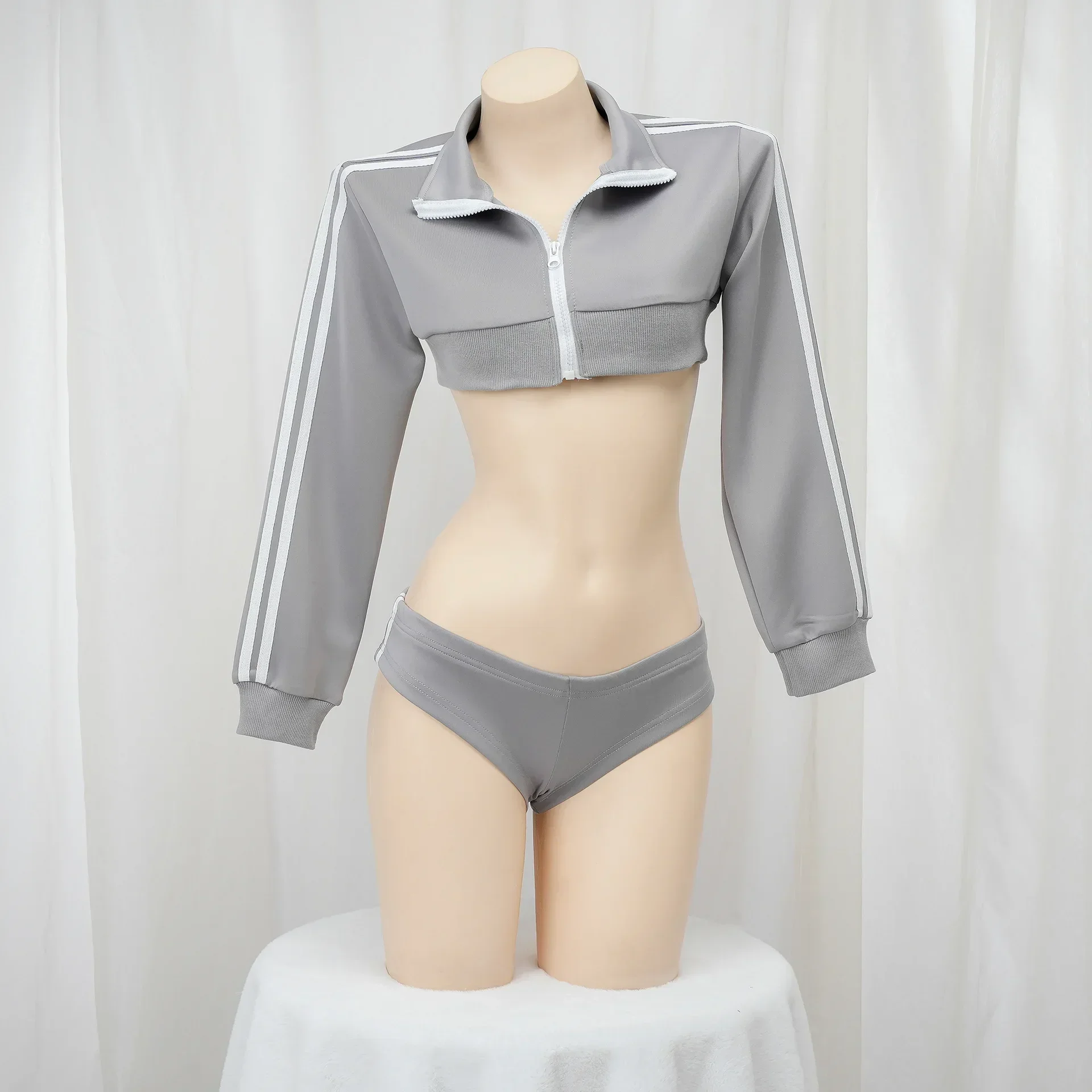 2025 Japanese Anime Student Sc - Home Gym Japan ulasan dan harga